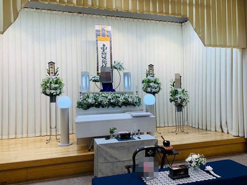 葬儀事例: 堺市立斎場 第1式場をご利用いただいての家族葬事例