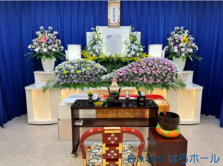 原三松堂はらホールにて15名程度の通夜・葬儀（戻り初七日法要）