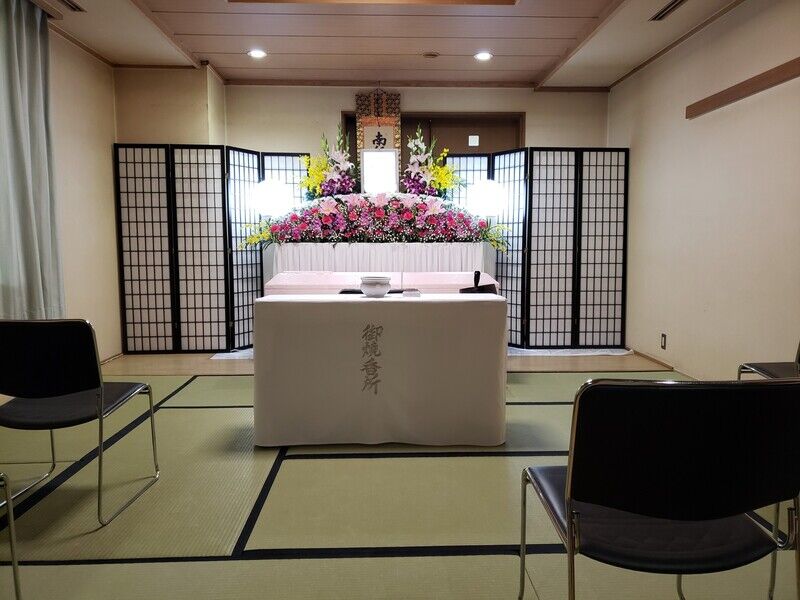 葬儀事例: 大阪市立北斎場・小控室使用の一日葬