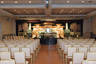 メモリード前橋典礼会館　320名の一般葬