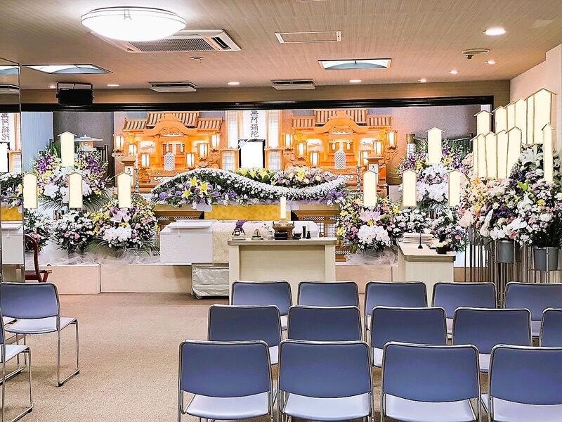 葬儀事例: 祭壇にこだわったお葬式