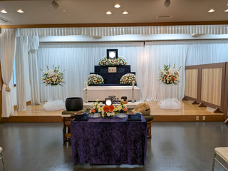 寿量寺・安心殿 １日葬儀 夕方葬