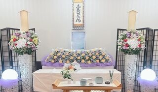 駕徳トワホールでの1日葬