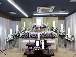 寶亀閣斎場での8名の一般葬の事例