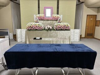 舟渡斎場にて6名のお別れ会の事例