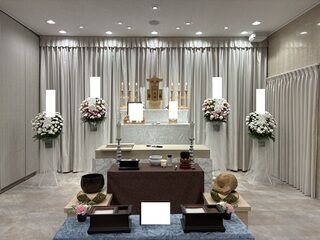 代々幡斎場にて14名の一日葬の事例