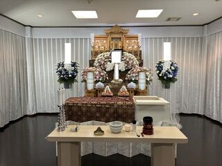 東高野会館にて14名の一日葬の事例
