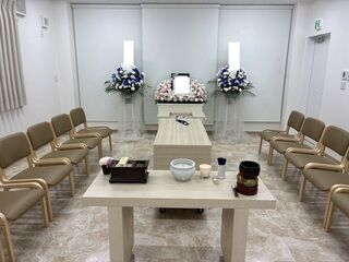 家族葬のまきのホールにて12名の一日葬の事例