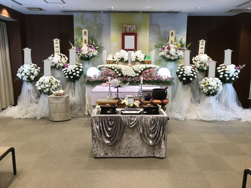 葬儀事例: 所沢市斎場の家族葬（２日葬）仏式（真言宗豊山派）