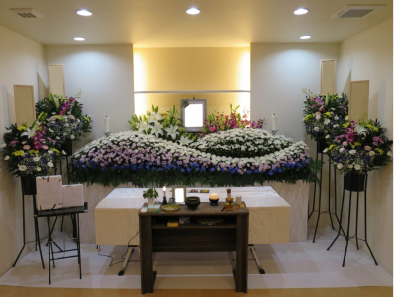 葬儀事例: 少人数でも華やかな家族葬