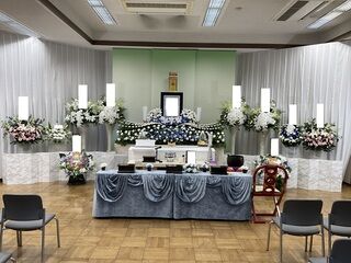 愛染院会館にて30名の一般葬の事例