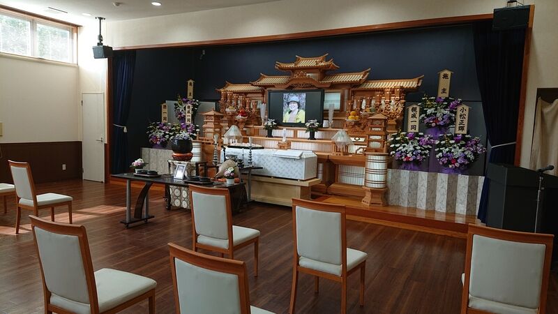 葬儀事例: 本館とわが家を使った家族葬