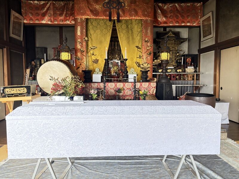 葬儀事例: 歳覚寺にて火葬式