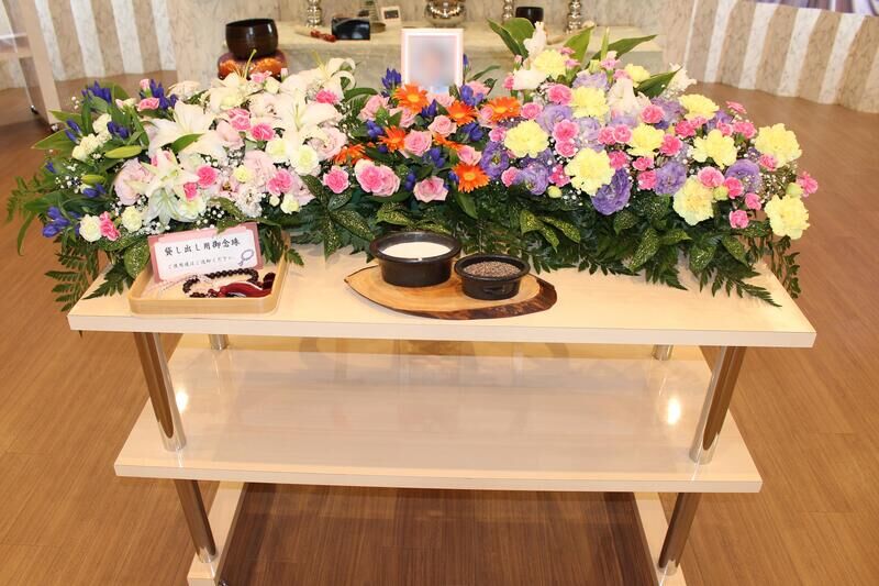 葬儀事例: しおかぜホール茜浜でのご家族葬