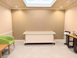 小阪駅前ホール　心に残る一日葬　「安心価格」　