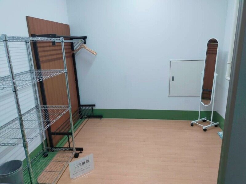 箕面市立聖苑 2階女子更衣室