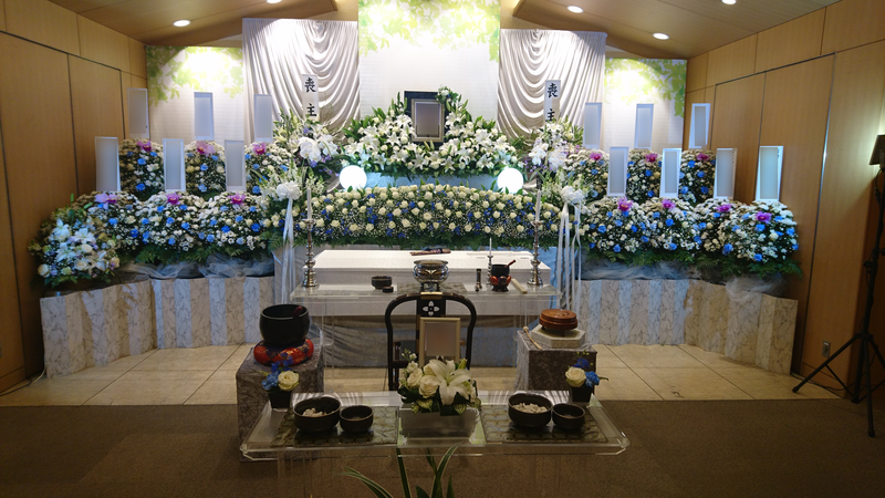 かわさき南部斎苑 第二斎場 祭壇飾り例