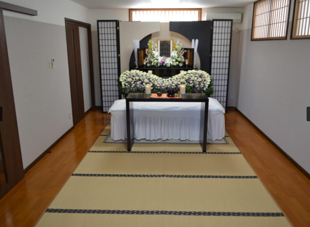 坂の雫邸 式場