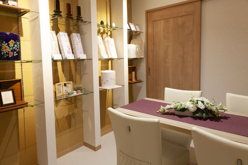 家族葬の四季風　所沢 待合室、打合せ室