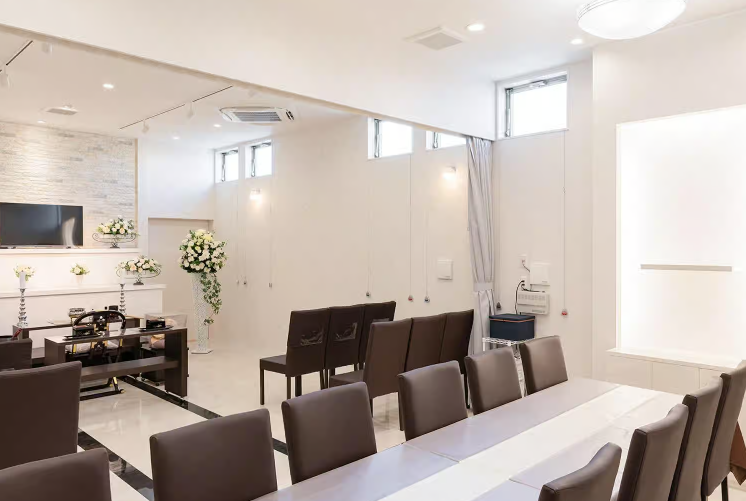 小さな森の家　中山競馬場前 