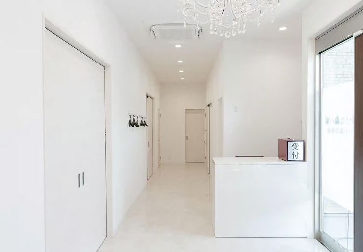 小さな森の家　中山競馬場前 