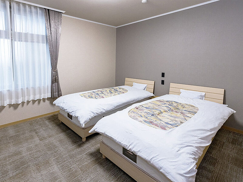 ユアホール鈴鹿三日市 