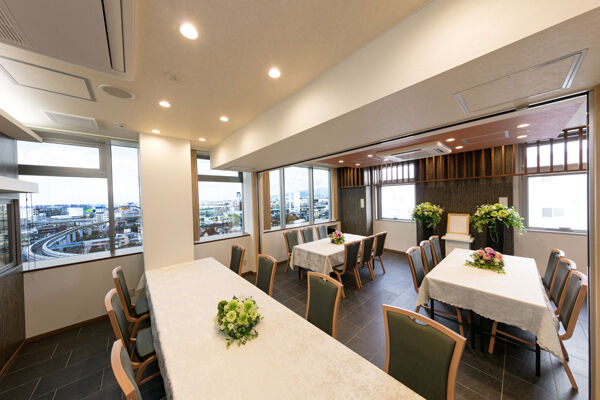 ユアホール蛍池 