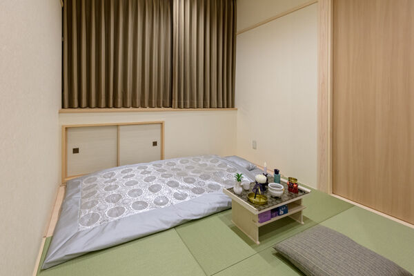 ユアホール蛍池 