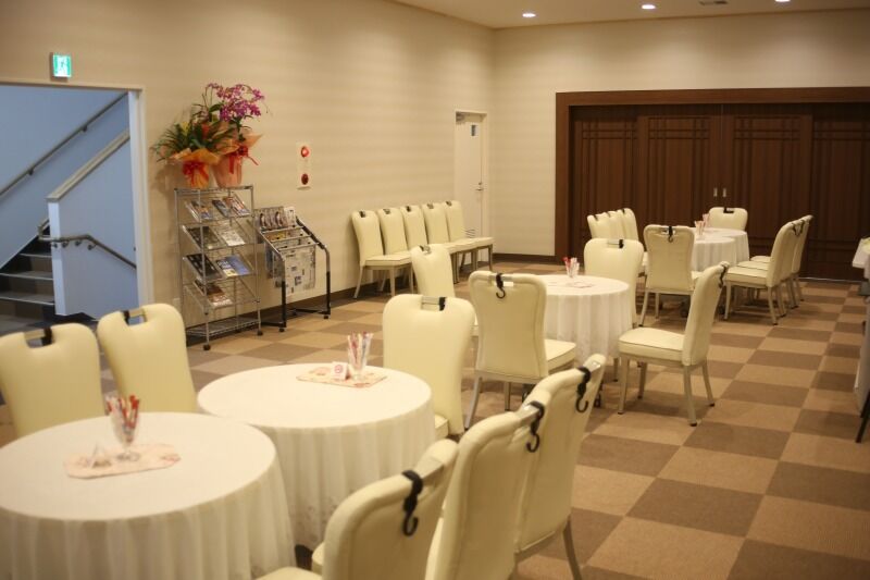 天国社油山会館 エントランス