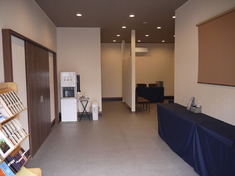 すすきの会館 ロビー低画