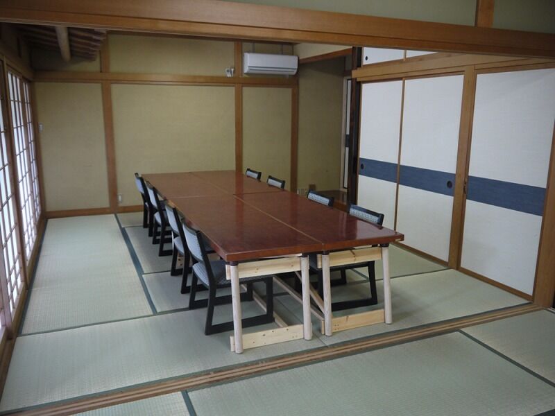 すすきの会館 控室低画質