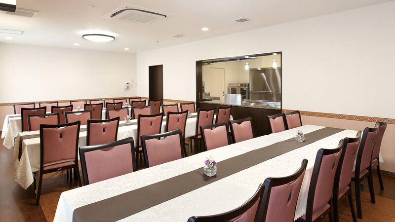 愛昇殿レクストの杜 稲沢 ご親族でゆっくりとお食事を囲める落ち着いた会席ホール