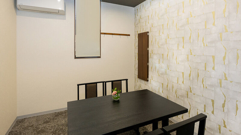 愛昇殿レクストの杜 柏森 ご相談や控室としてお使いいただける応接室がございます