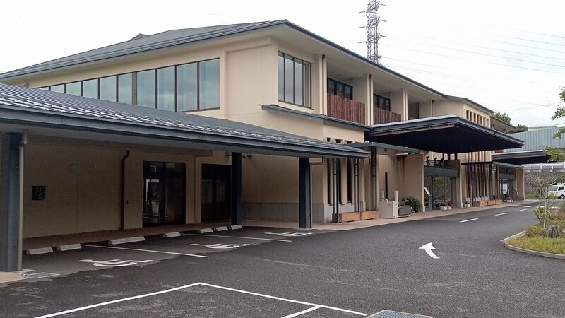 秦野斎場 斎場外観