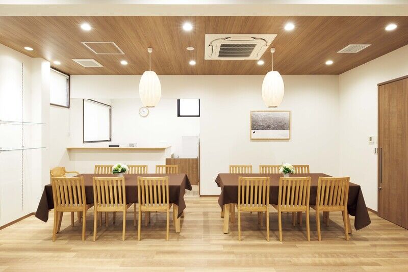 エンディングハウス花園 ダイニング正面