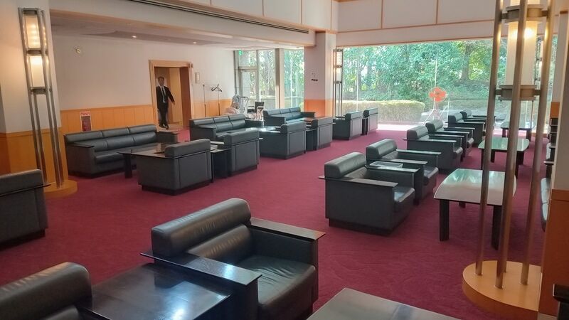 平塚市聖苑 火葬待合休憩ロビー