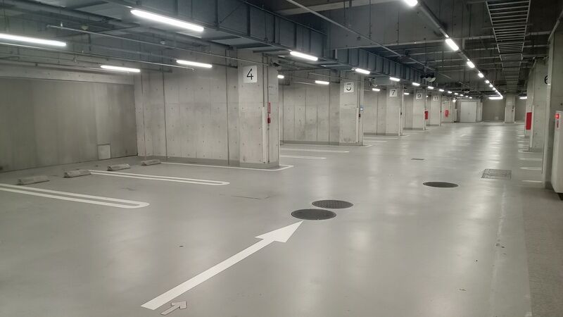 かわさき南部斎苑 地下駐車場
