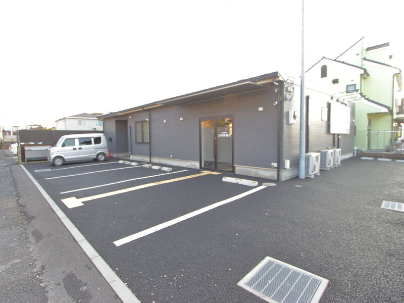 家族葬ホール　絆 駐車場 (1)