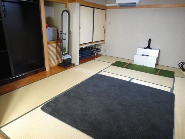富士会館 遺族控室