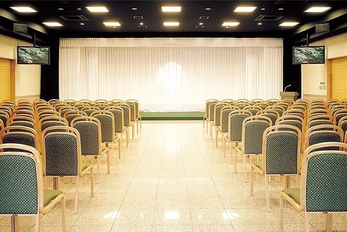 セレモア立川会館　白峯殿第一式場 