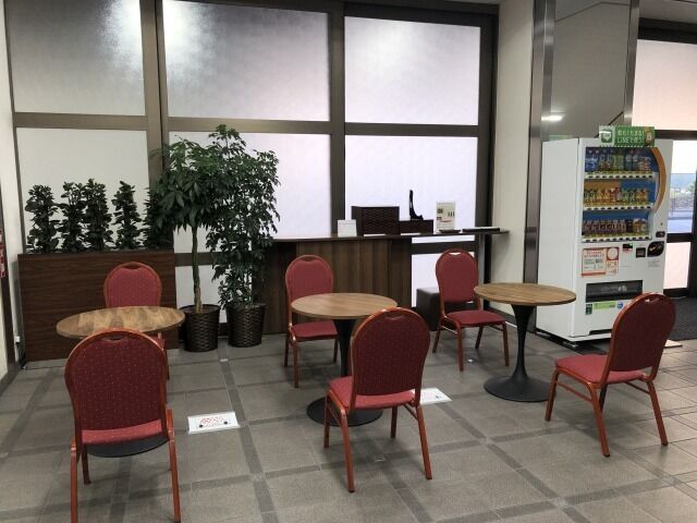 川崎葬祭ホール 1階EV前ロビー