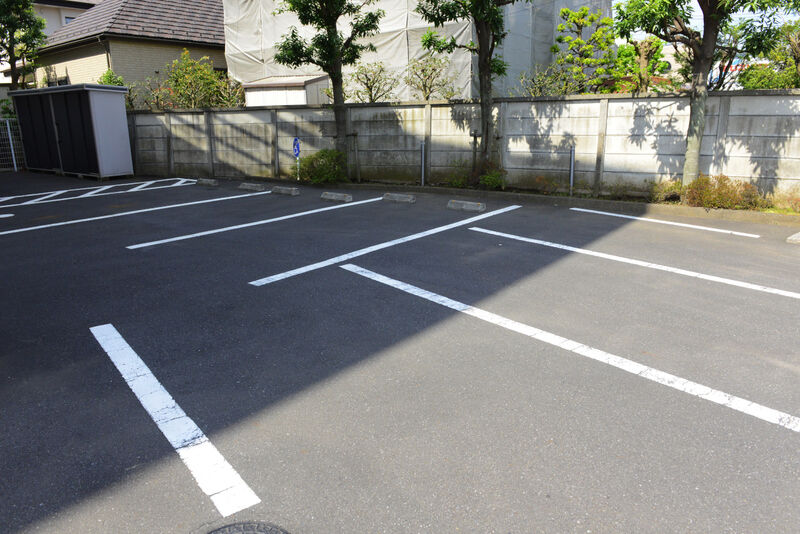 多摩葬祭ホール 駐車場