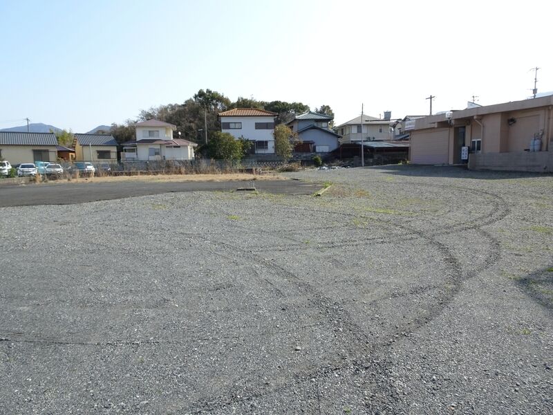 エイシン会館 駐車場１