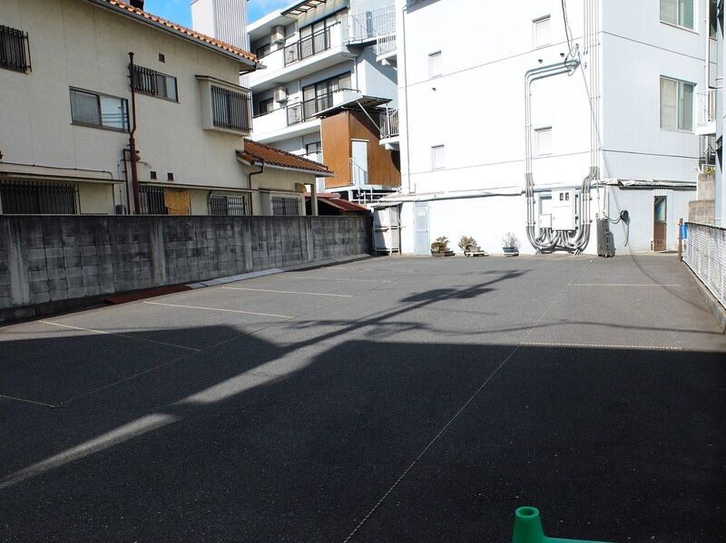 斎場白島会館 駐車場2