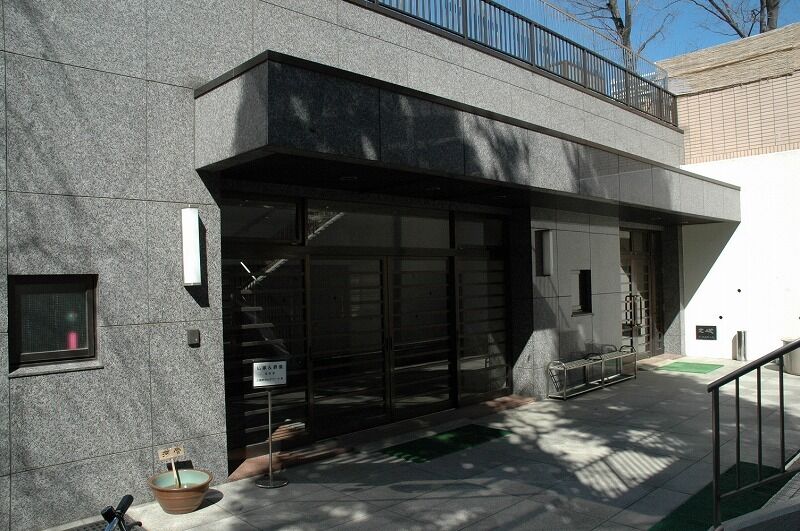 常楽院ホール 式場正面