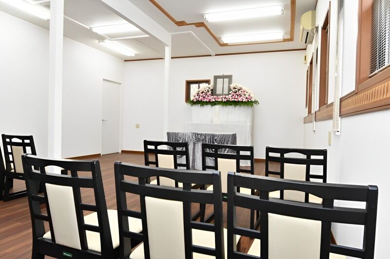 家族葬式場ともしび ③式場内観