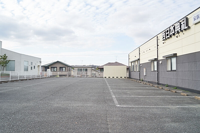 西日本典礼　太宰府斎場 駐車場1