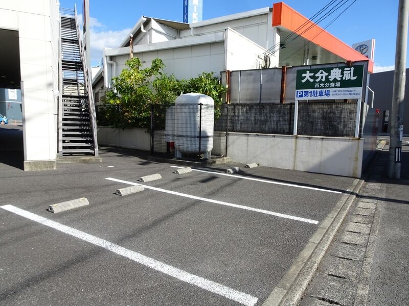 大分典礼　西大分斎場 駐車場２