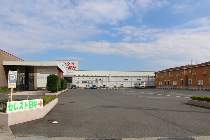 セレスト田井 駐車場