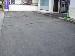家族葬のはくぜん　上山ホール 駐車場 (1)
